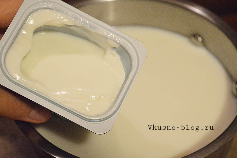 Йогурт в мультиварке Philips 3036/03 - добавляем йогурт